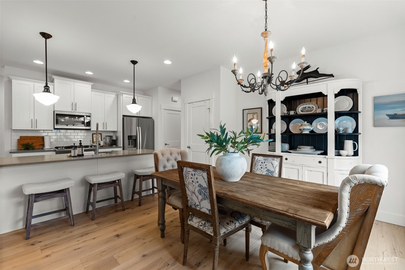 140 E Cedarland Lane