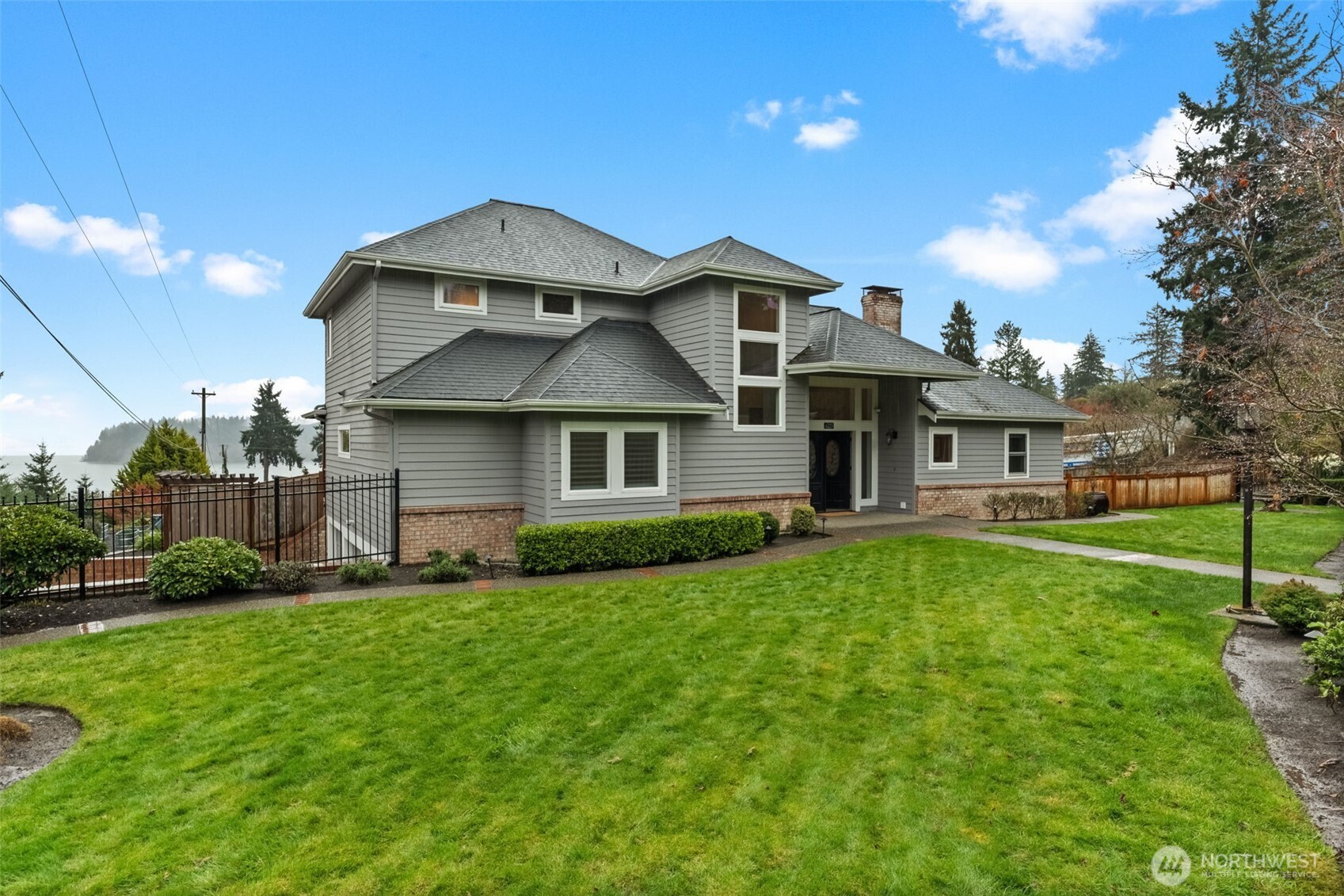 6223 Reid Drive NW