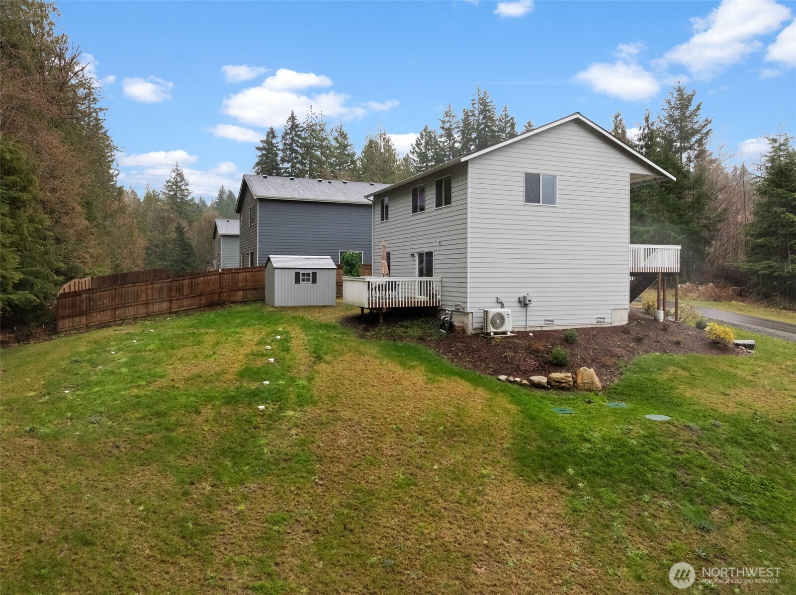 61 E Ellinor Peak Place