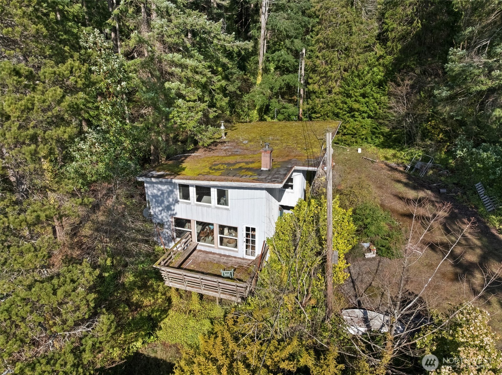 2622 East Bay Drive