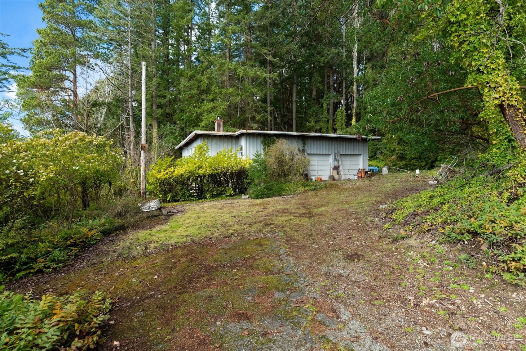 2622 East Bay Drive