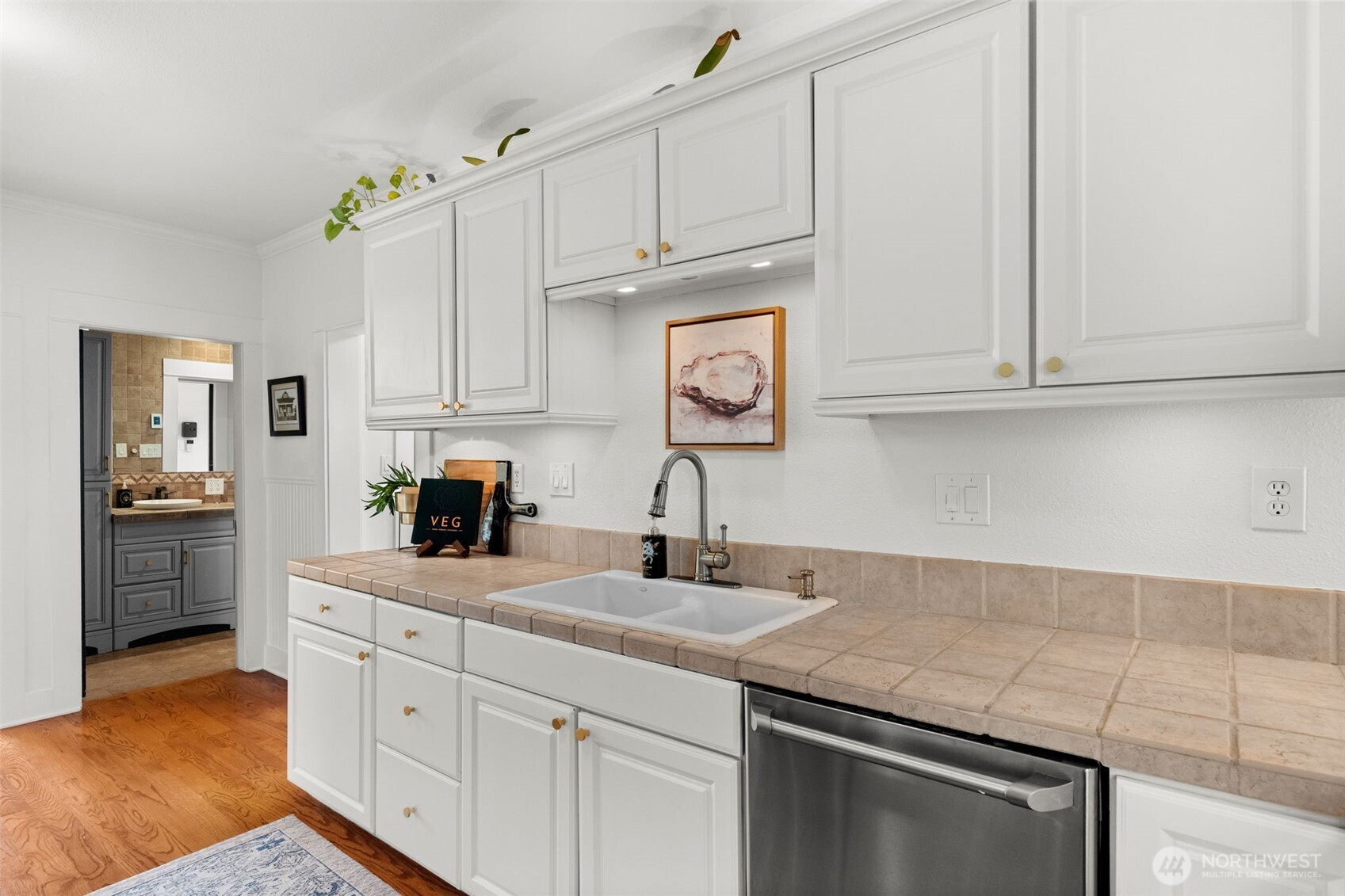 3422 Harborview Drive