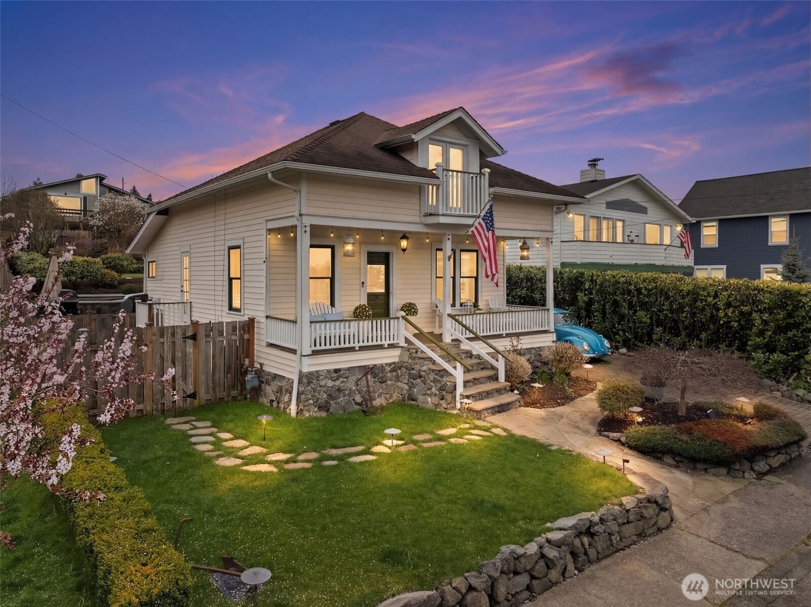 3422 Harborview Drive