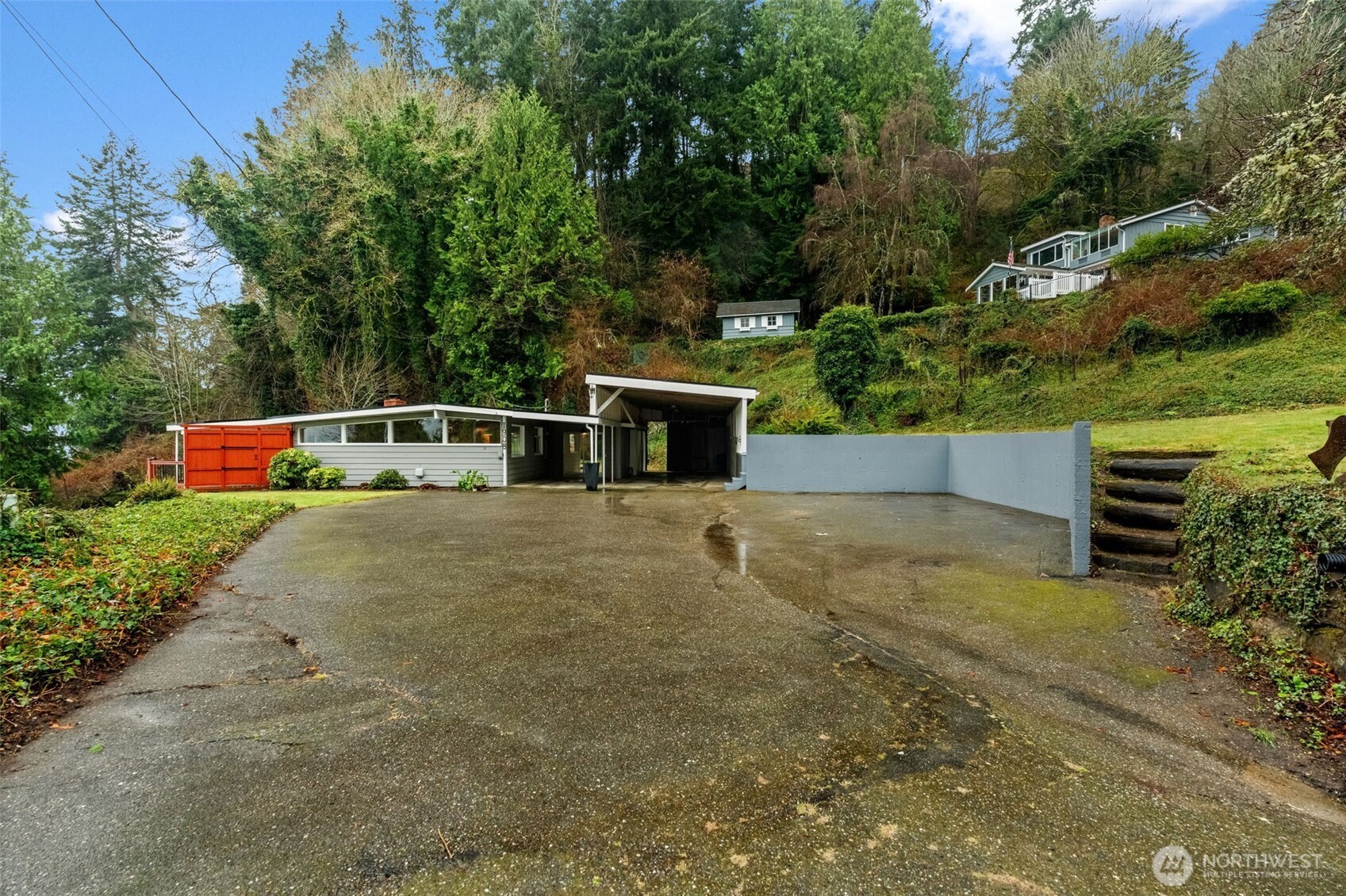 1908 Lybecker Drive NW