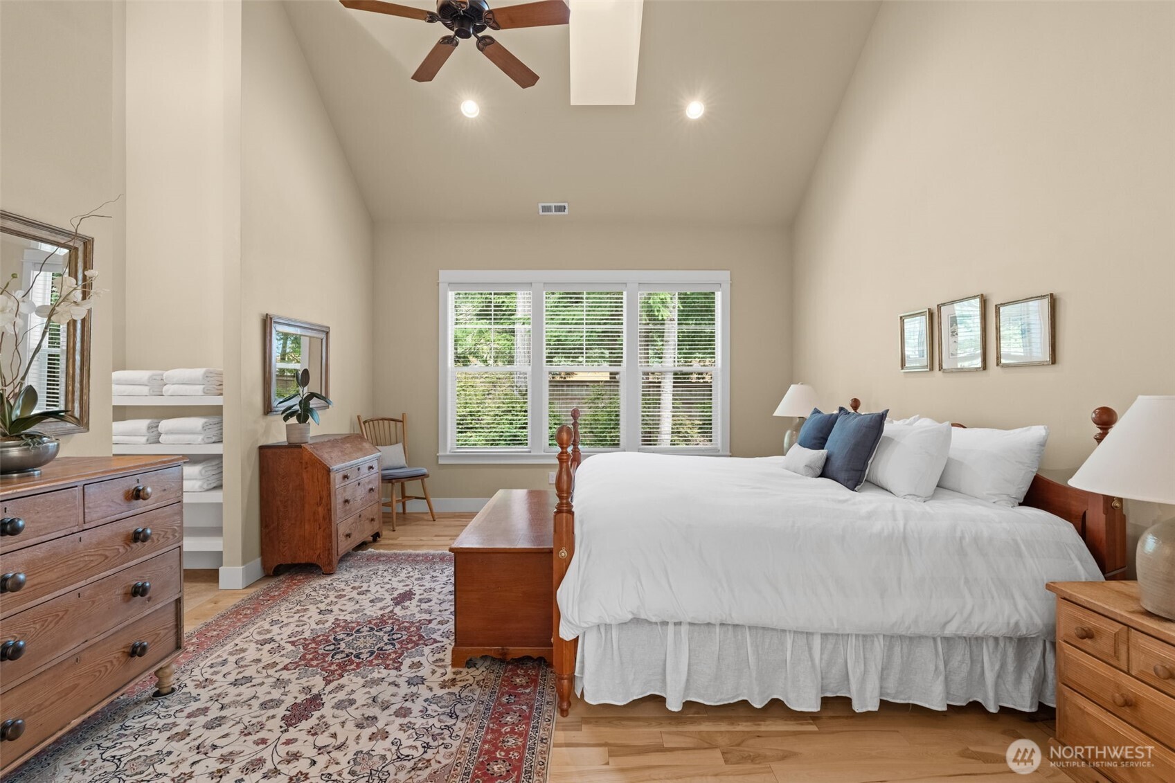 3113 Emerald Lane