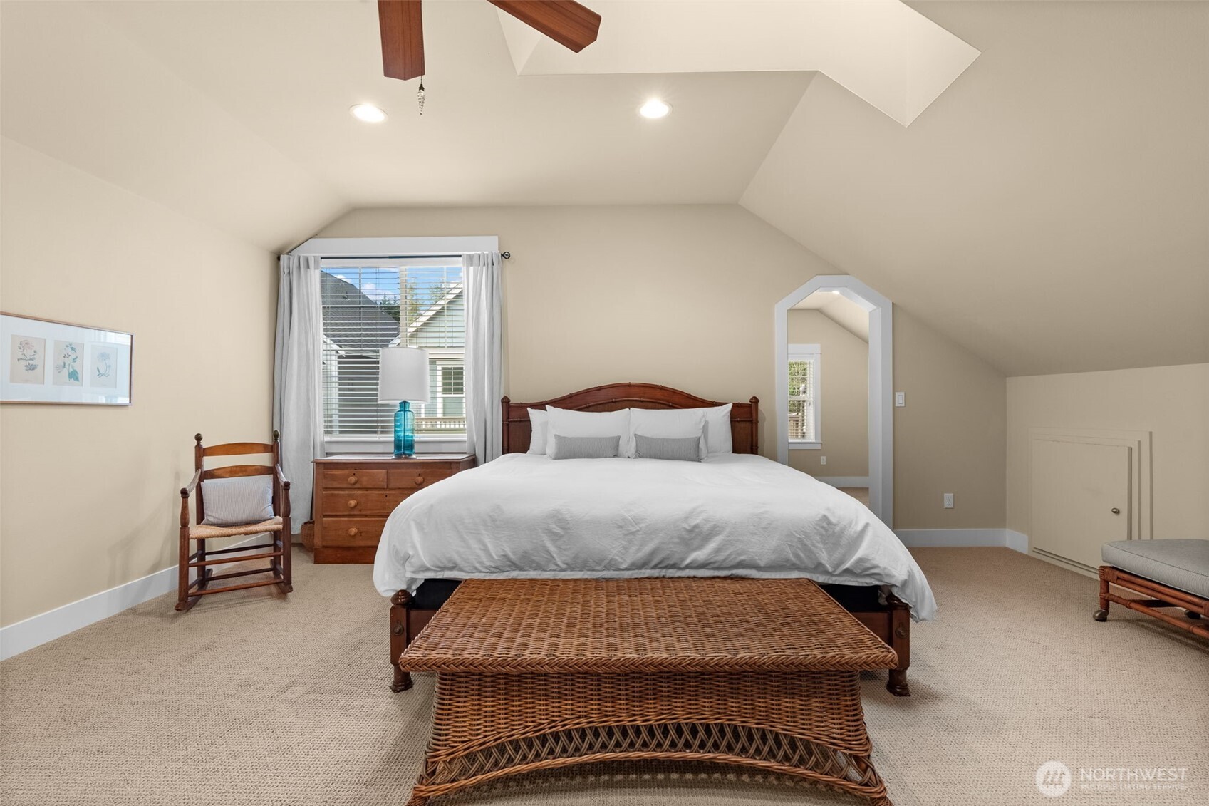 3113 Emerald Lane
