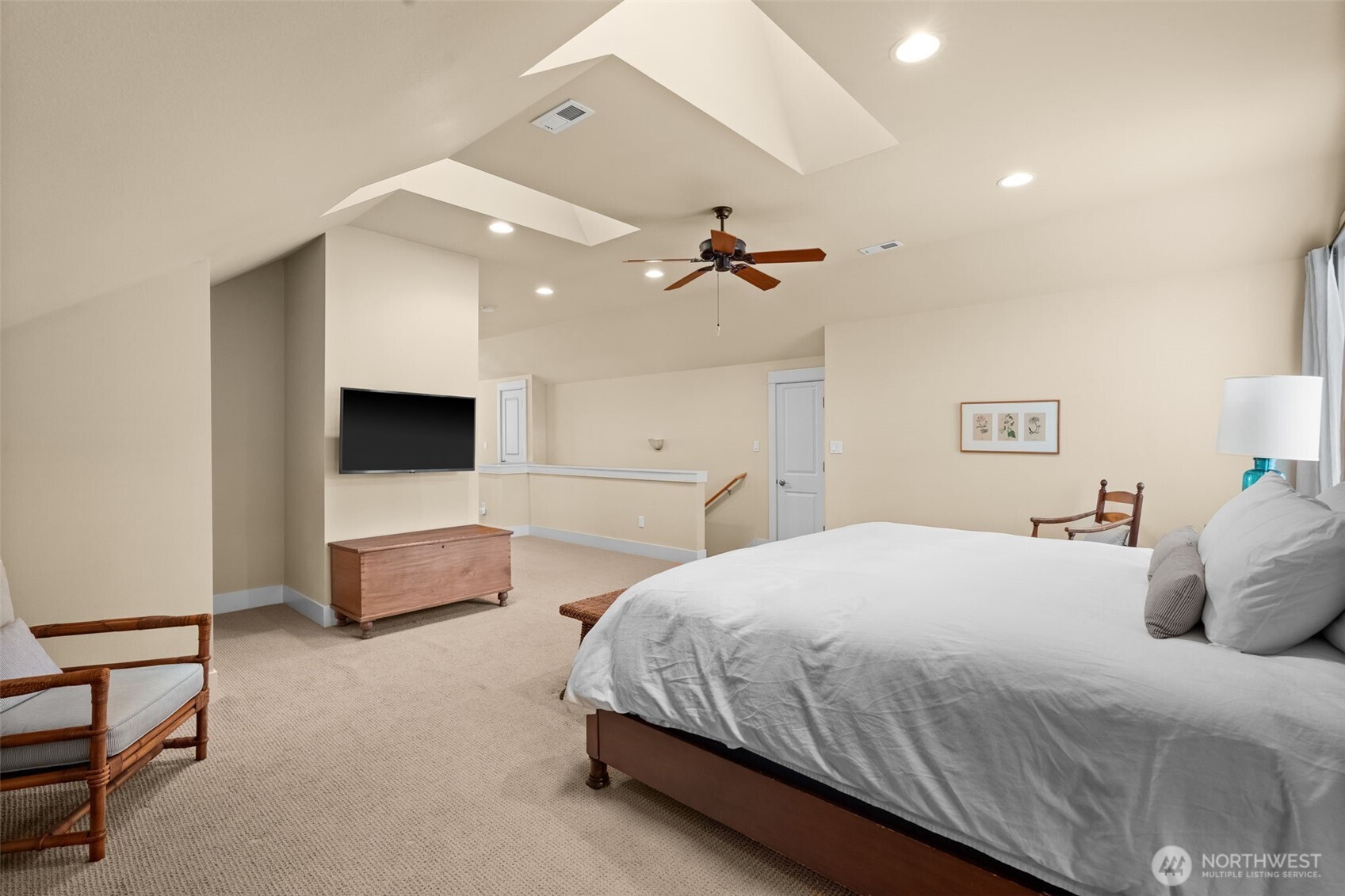 3113 Emerald Lane