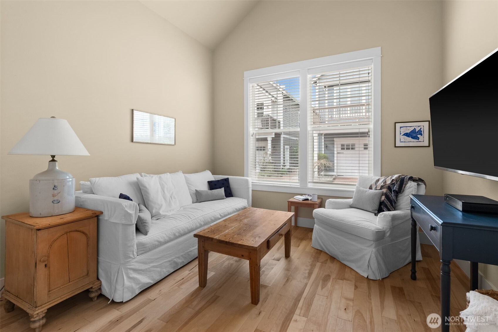 3113 Emerald Lane