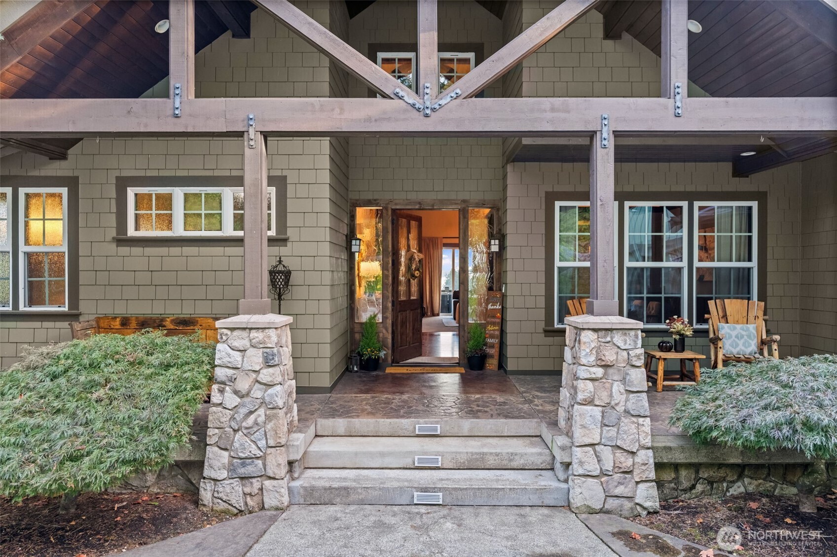 9915 Key Peninsula Highway NW