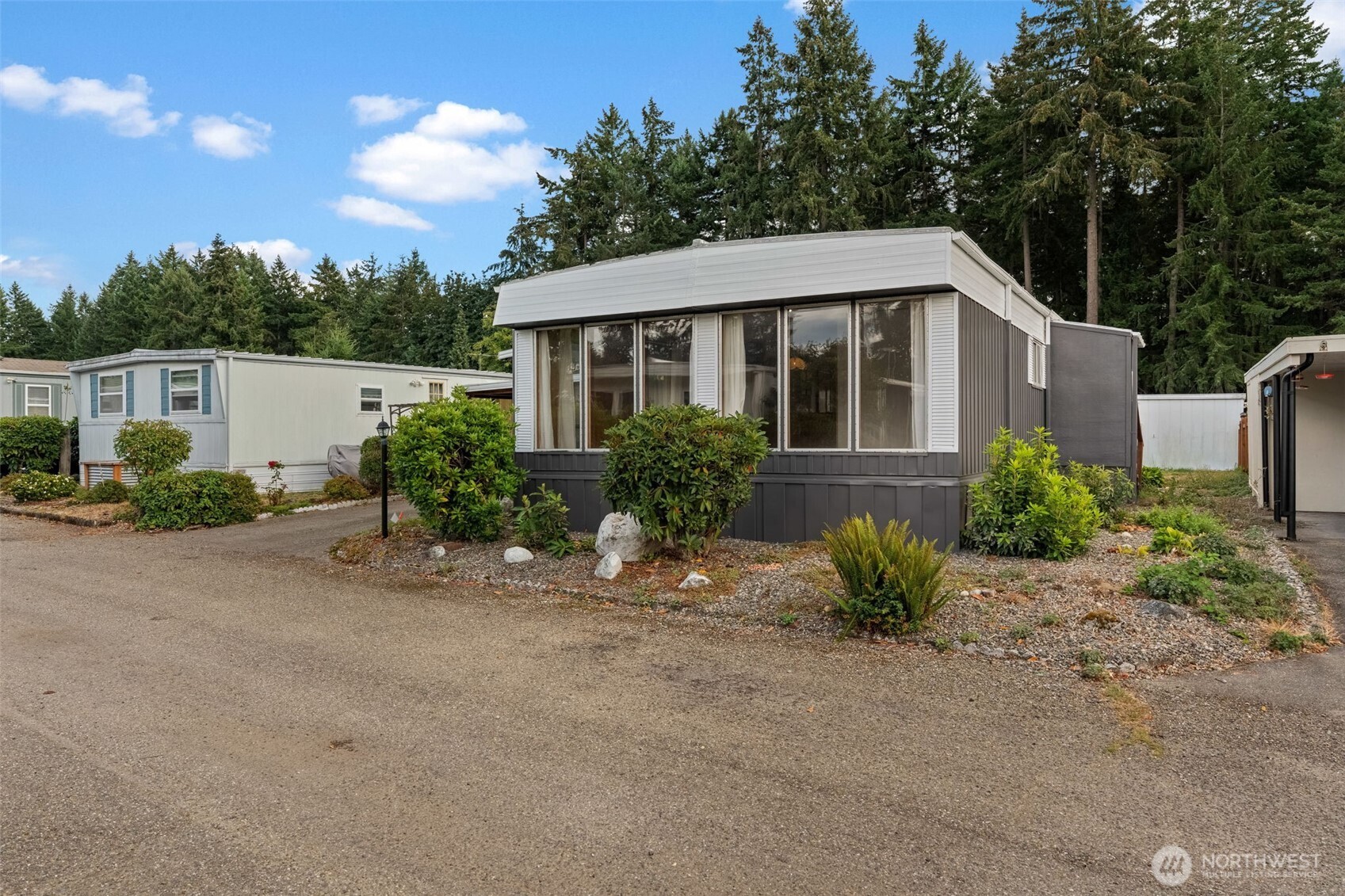 3702 Hunt Street Unit: 32
