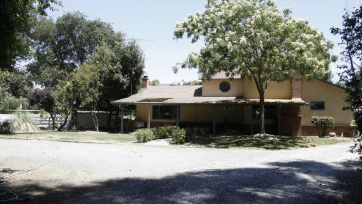 11700 Foothill Avenue