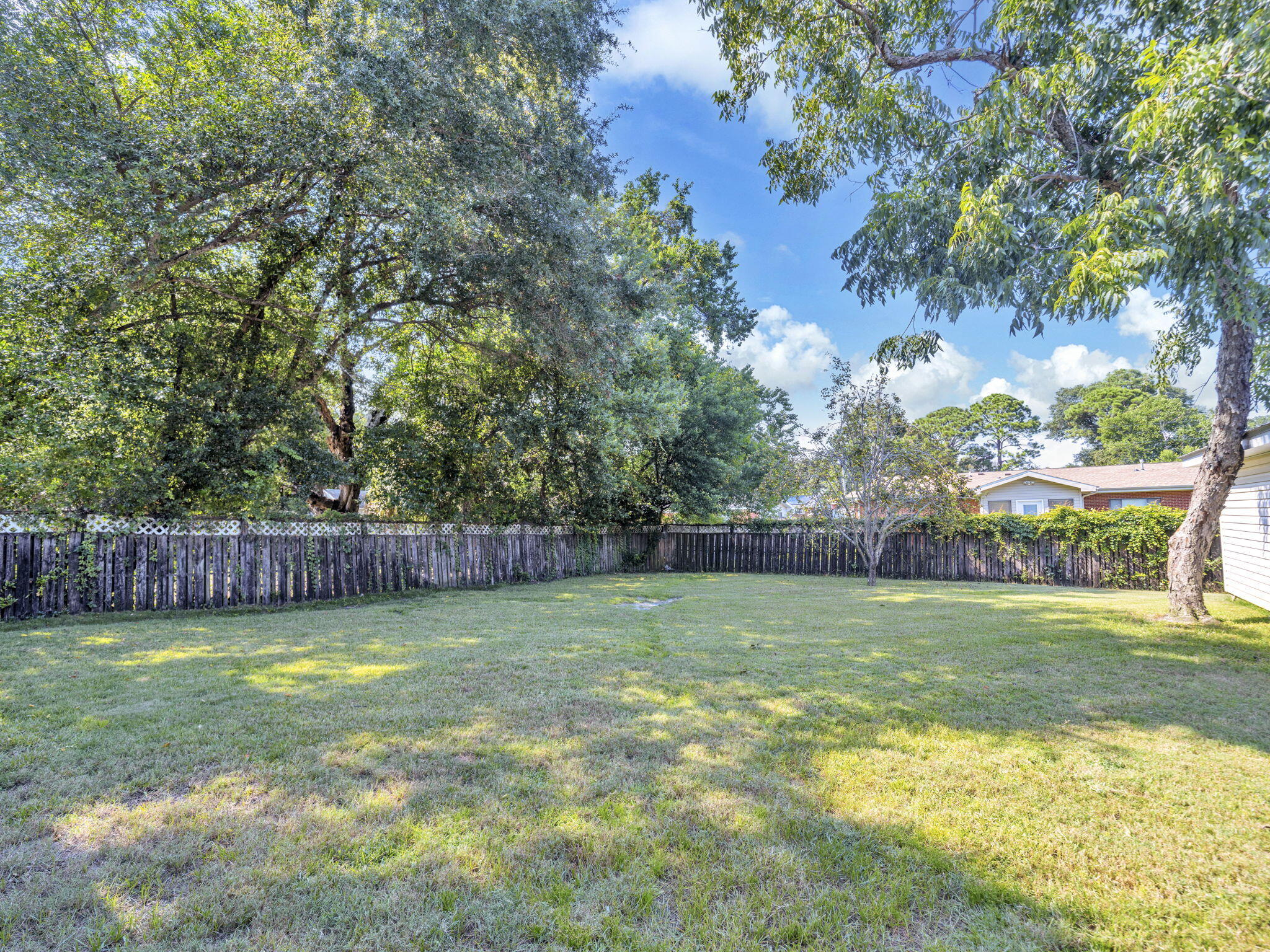 227 NW Holmes Boulevard
