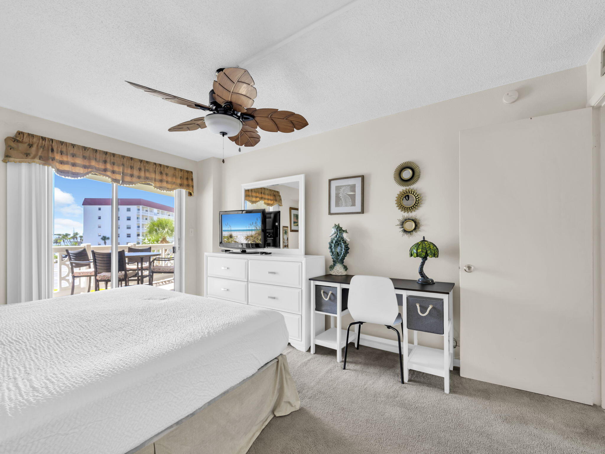 909 Santa Rosa Boulevard, UNIT 235