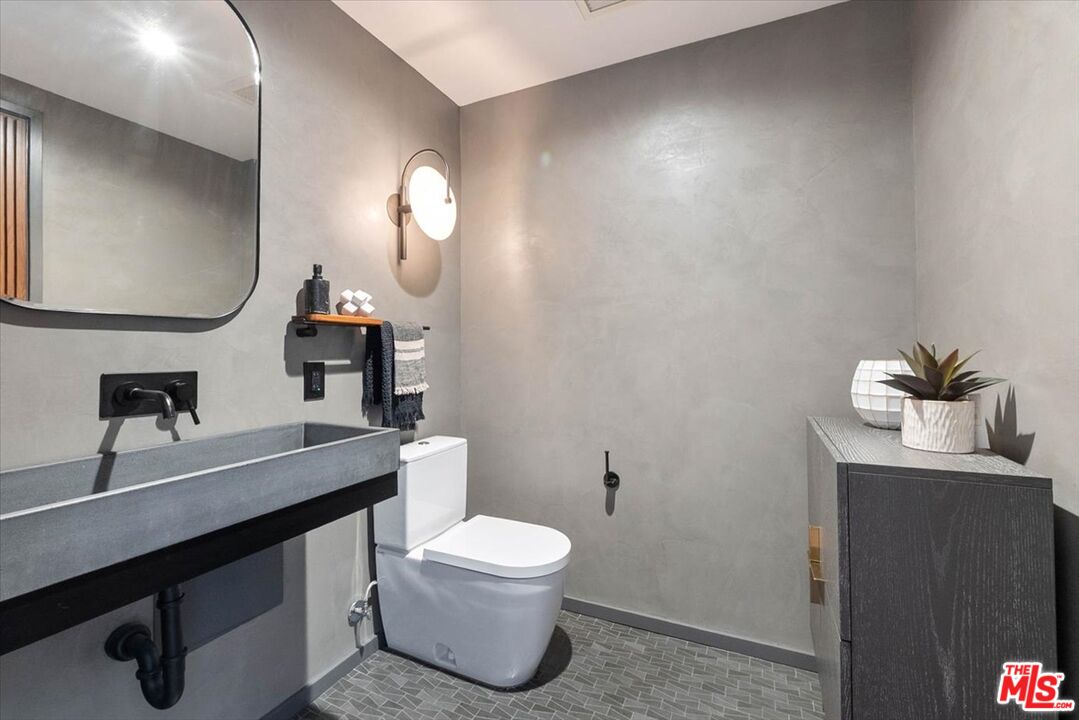 877 Francisco St Unit: 2809