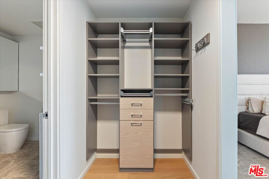 877 Francisco St Unit: 2809