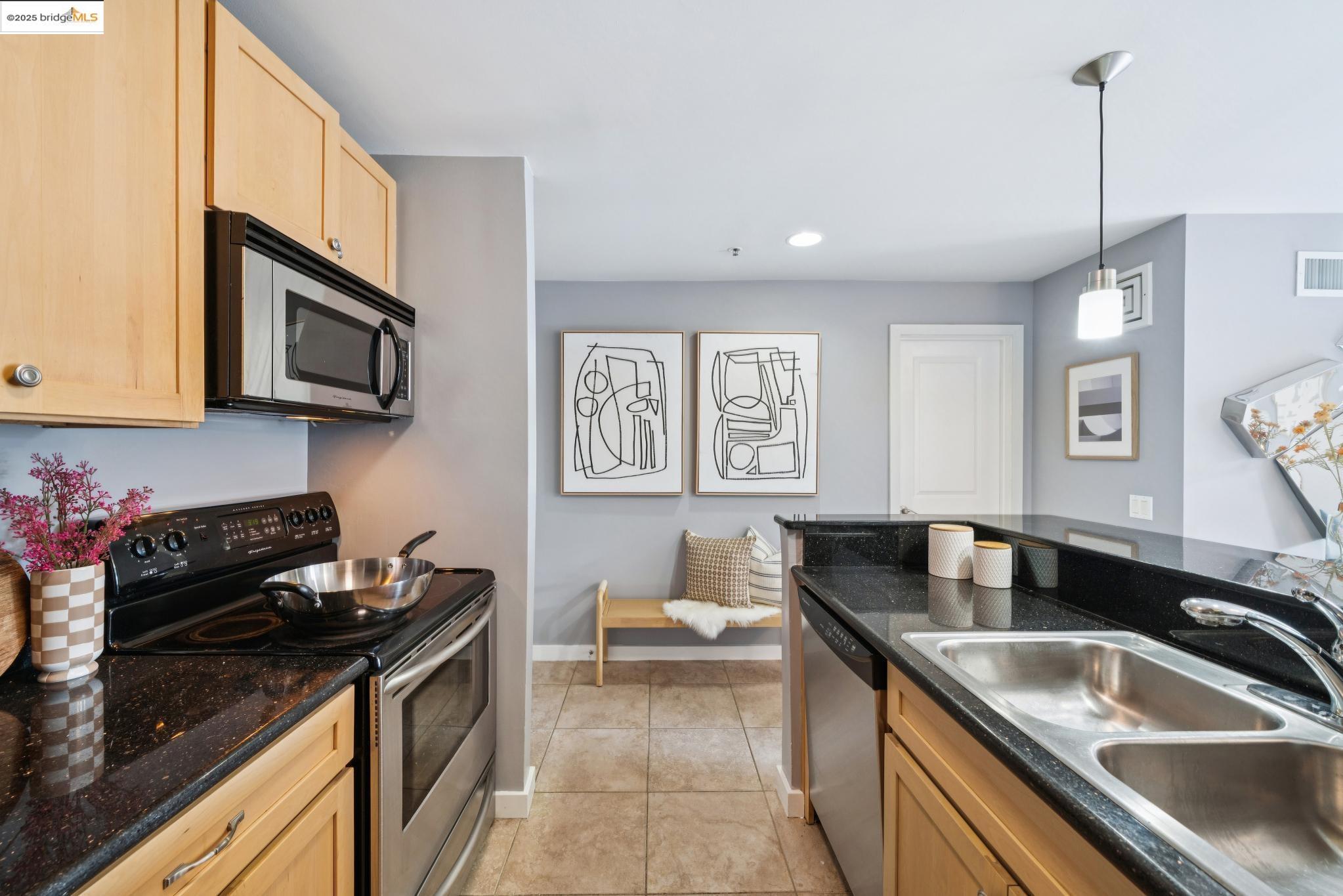 6400 Christie Avenue # 5203