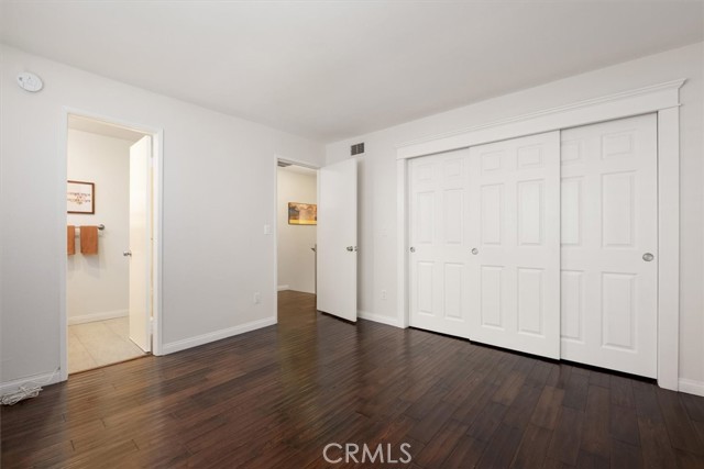 4230 Whitsett AVE Unit: 10