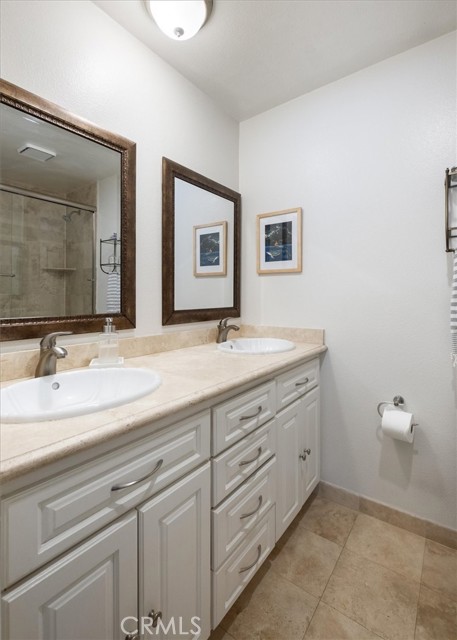 4230 Whitsett AVE Unit: 10