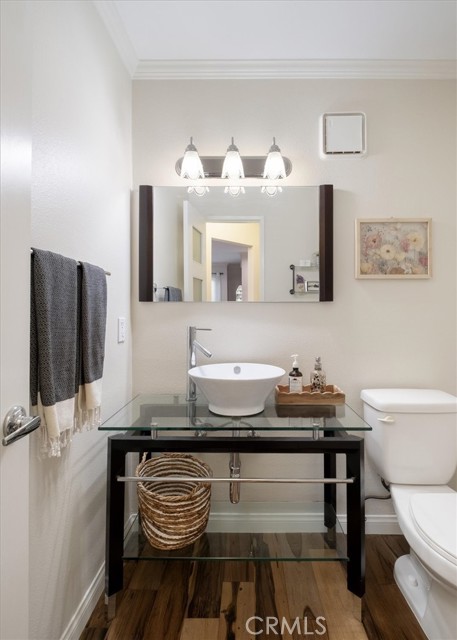 4230 Whitsett AVE Unit: 10