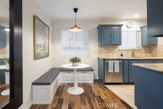 4230 Whitsett AVE Unit: 10