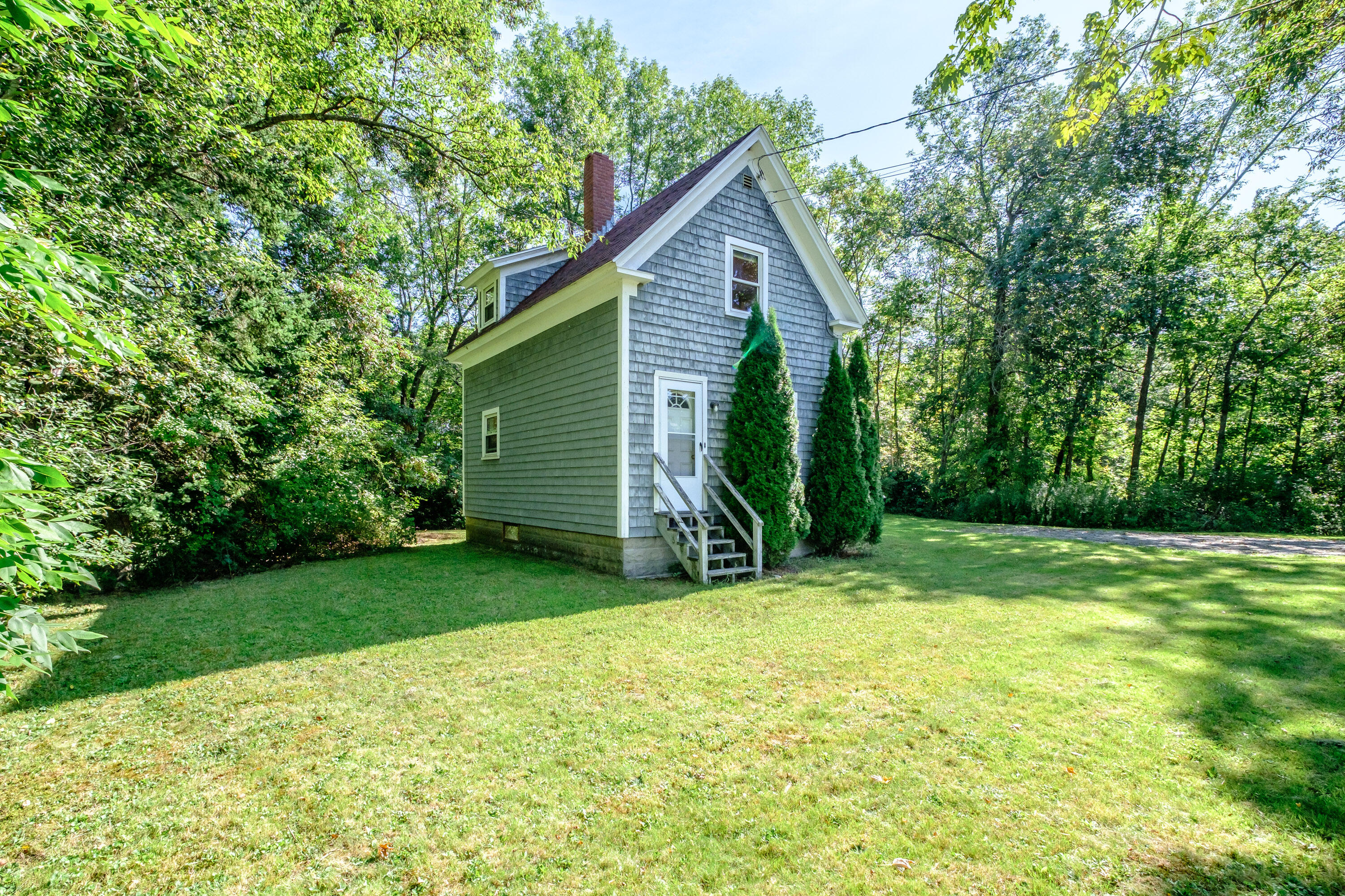 696 Royalsborough Road