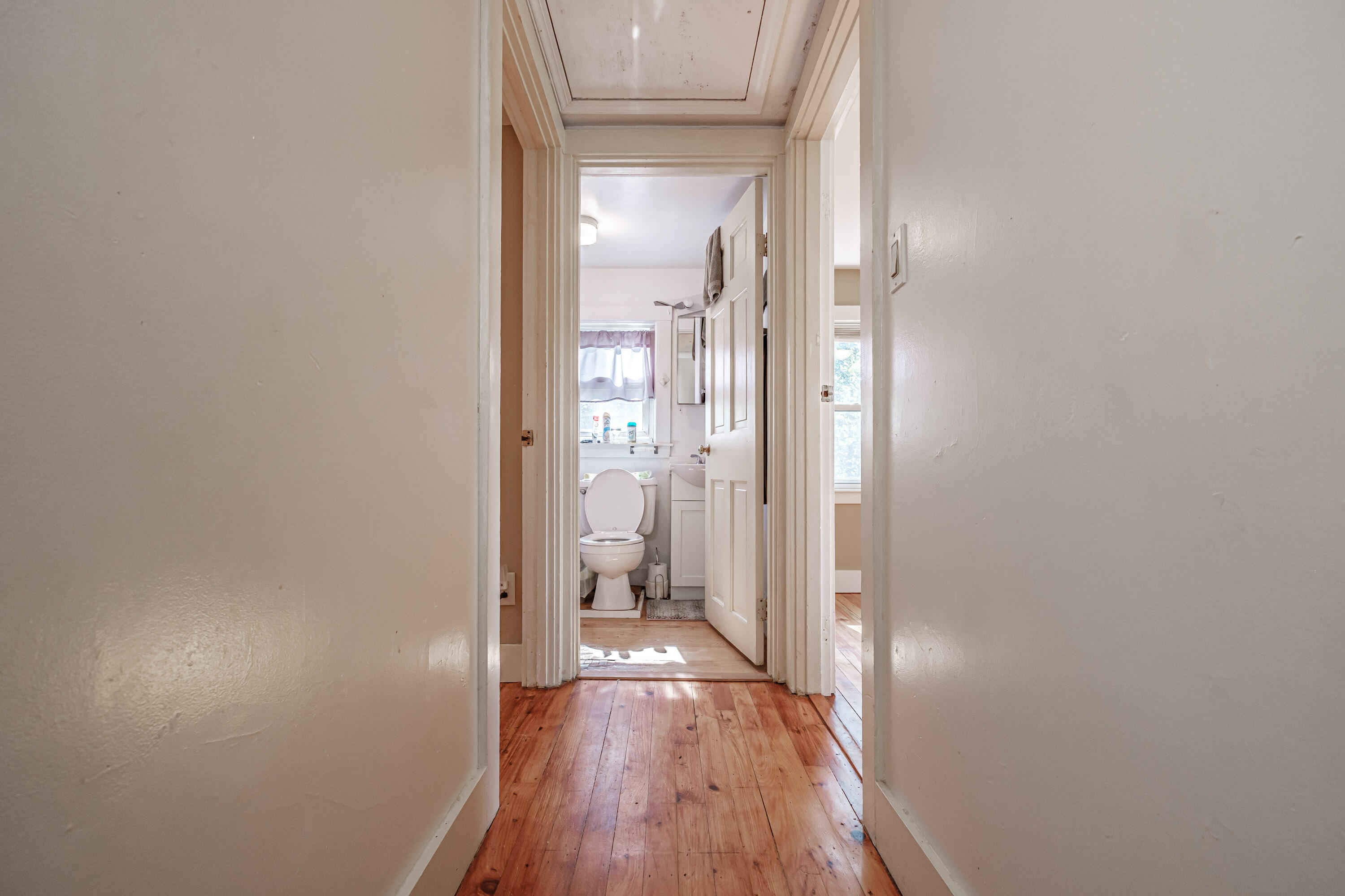 696 Royalsborough Road