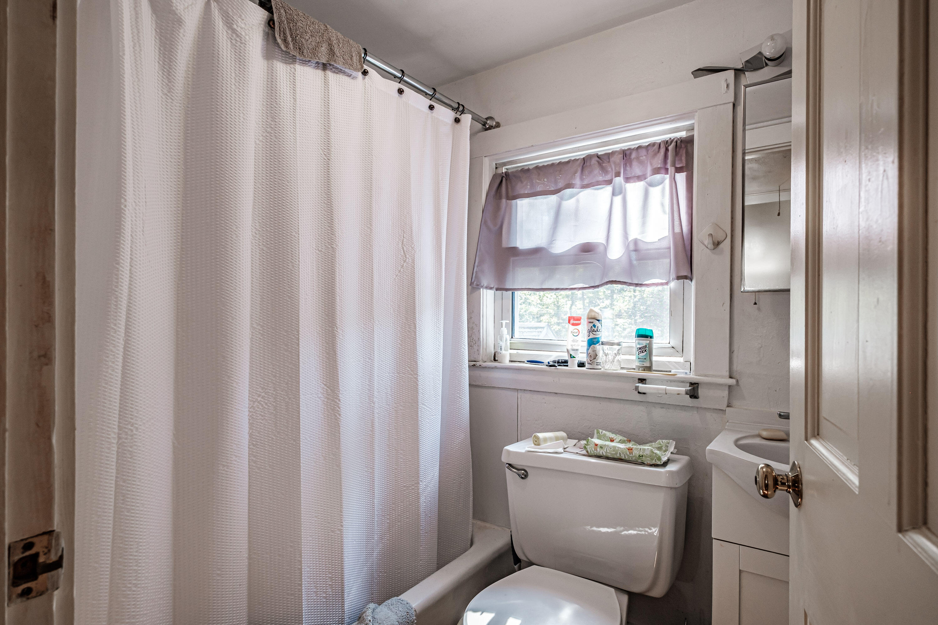 696 Royalsborough Road