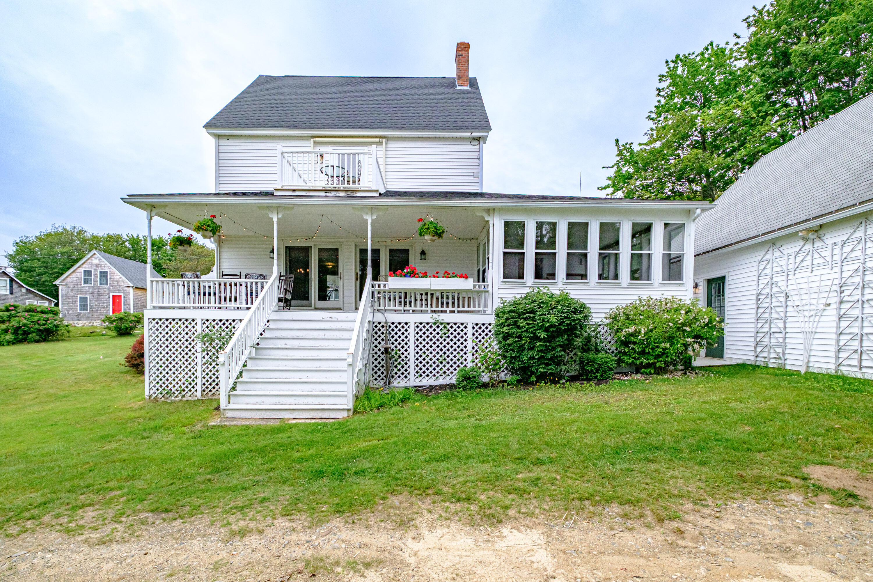 33 Island Avenue