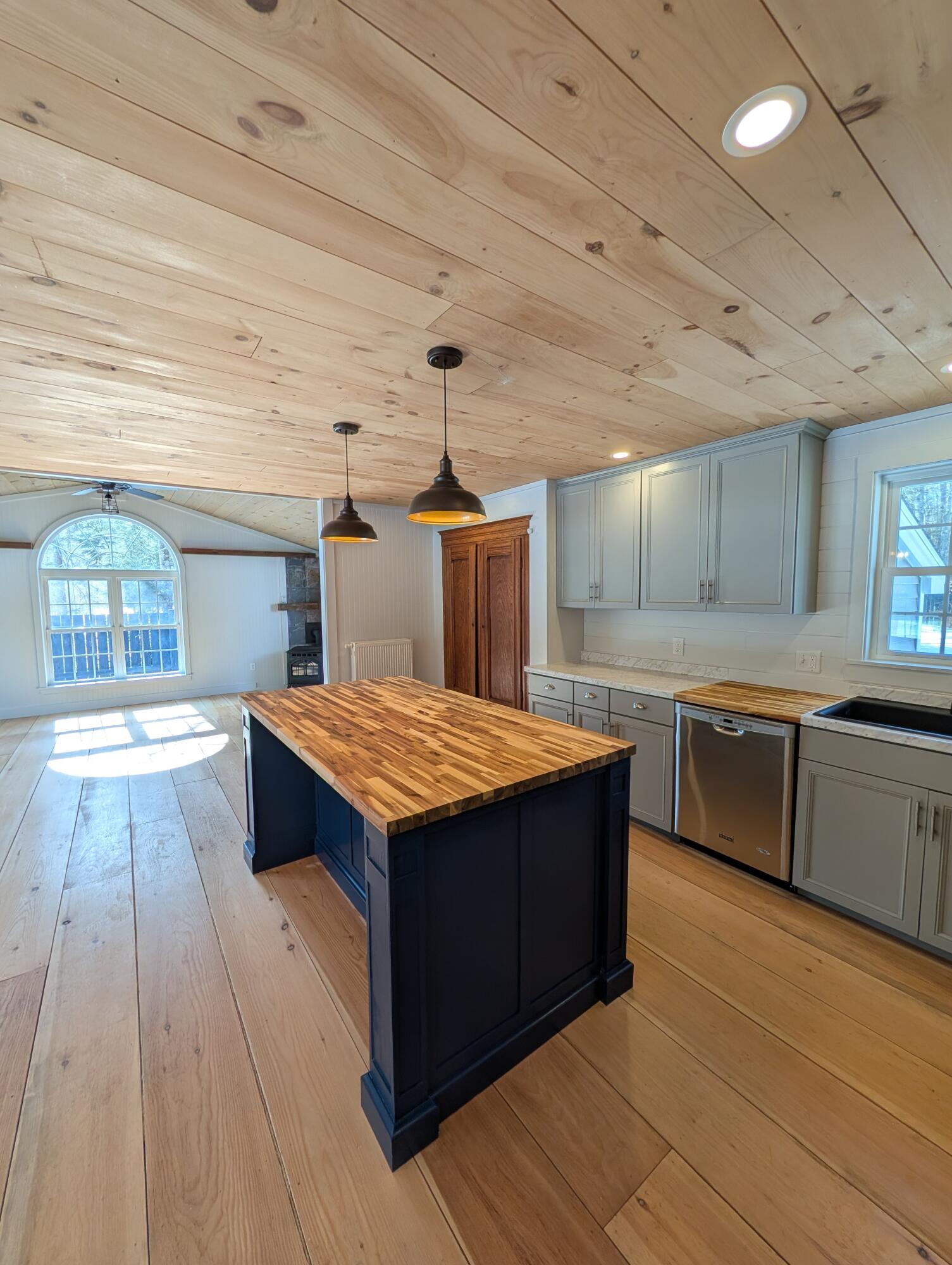 777 Hallowell Road