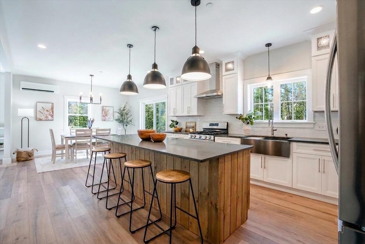 321 Pownal Road