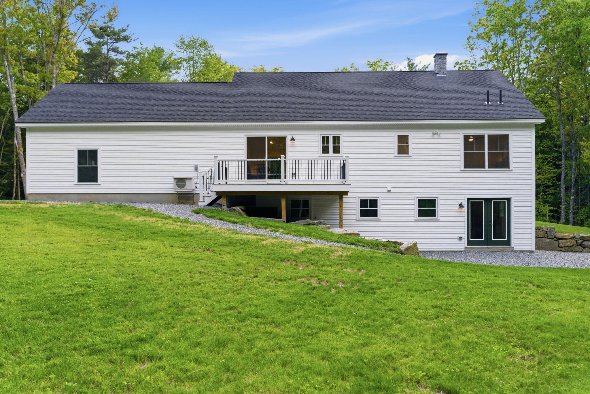 18 Juan Cruz Drive