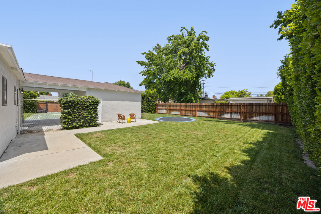 5432 Fulton Ave