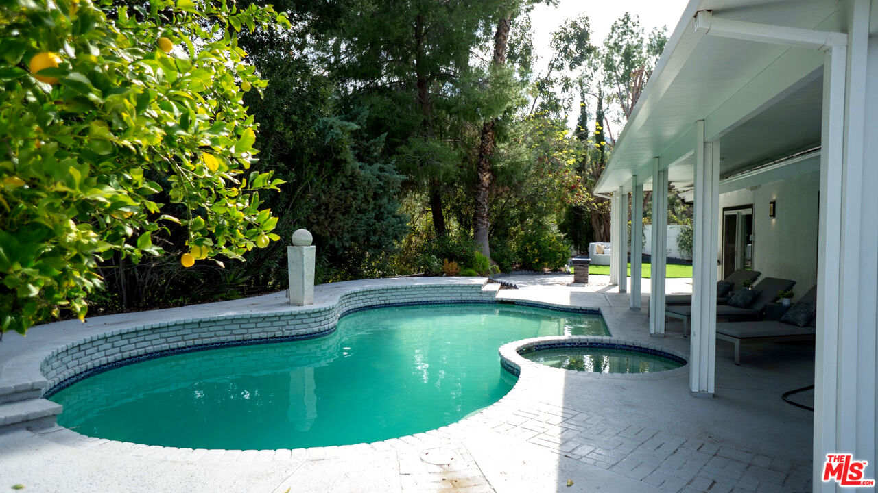 3914 Braewood Ct
