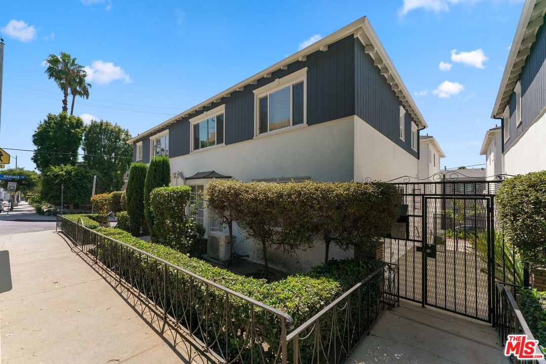 8736 Holloway Dr Unit: C