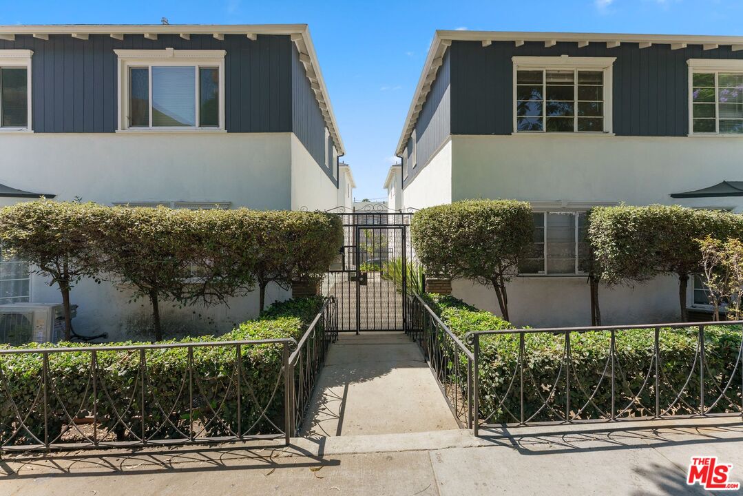 8736 Holloway Dr Unit: C