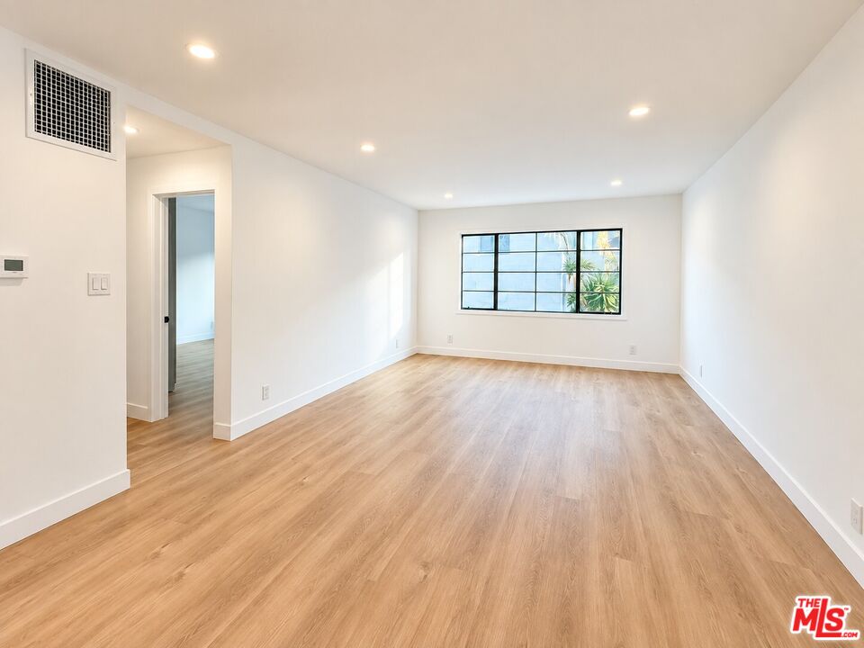 8736 Holloway Dr Unit: C