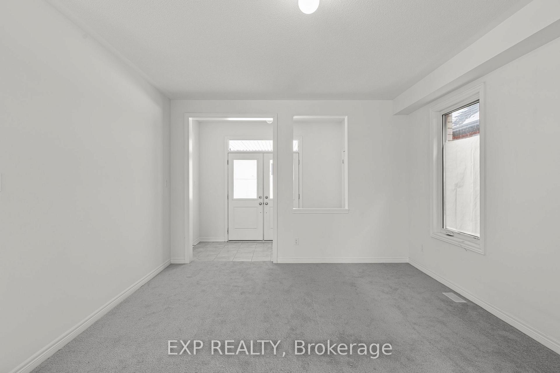 52 Baycroft Boulevard