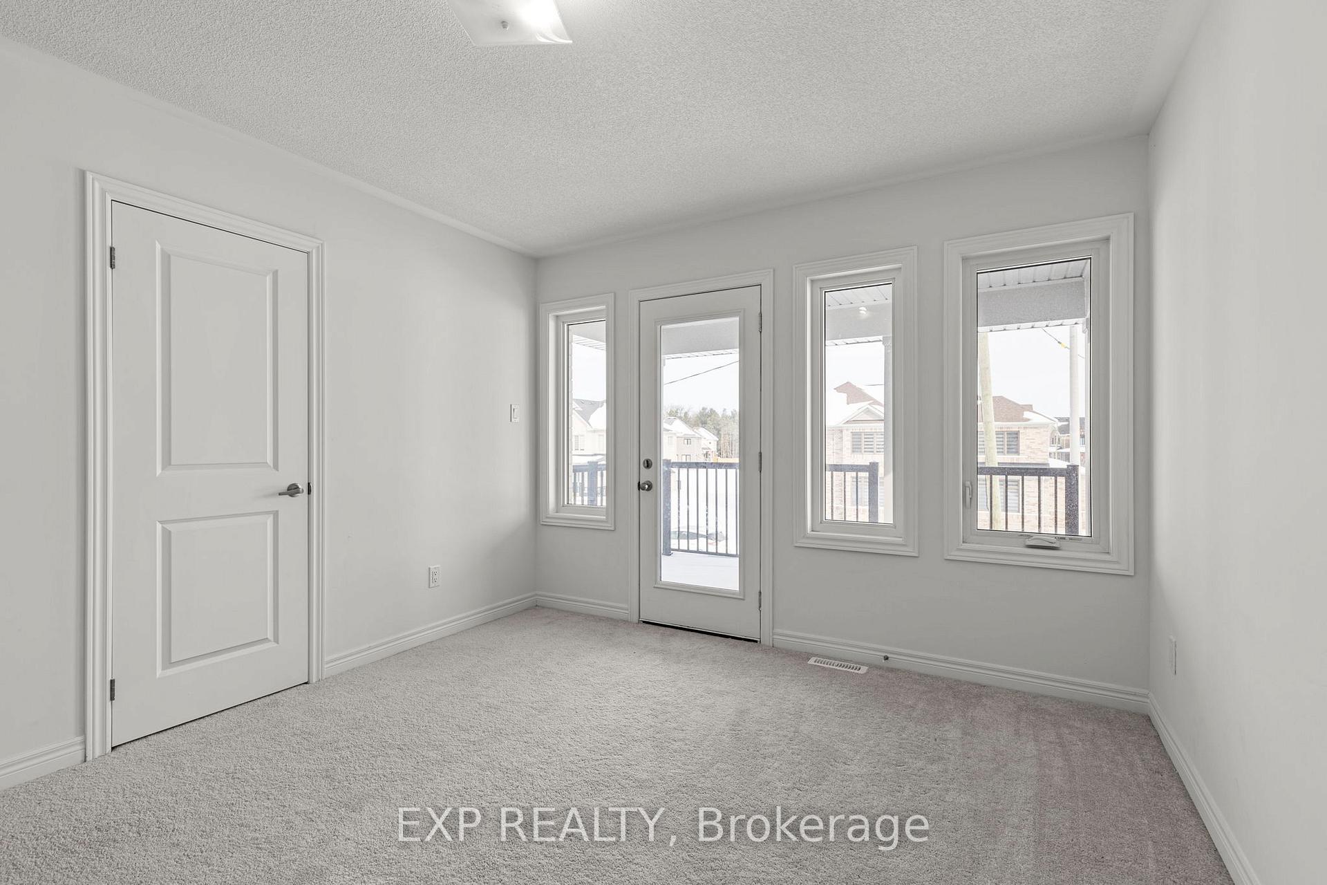 52 Baycroft Boulevard