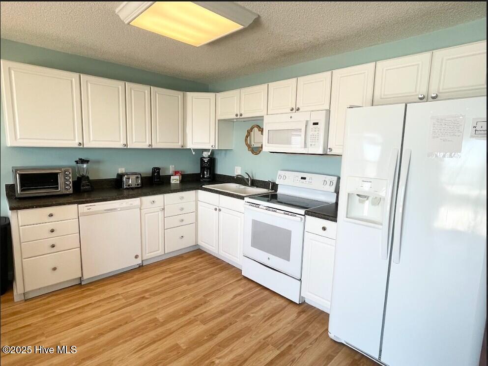 7411 Ocean Drive, E&W