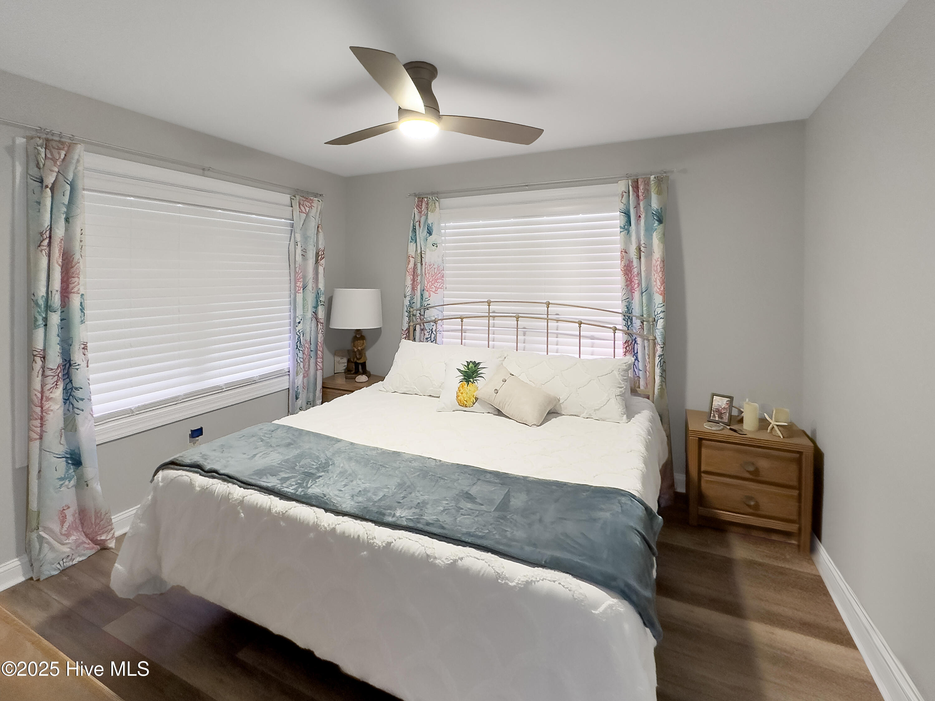 7411 Ocean Drive, E&W