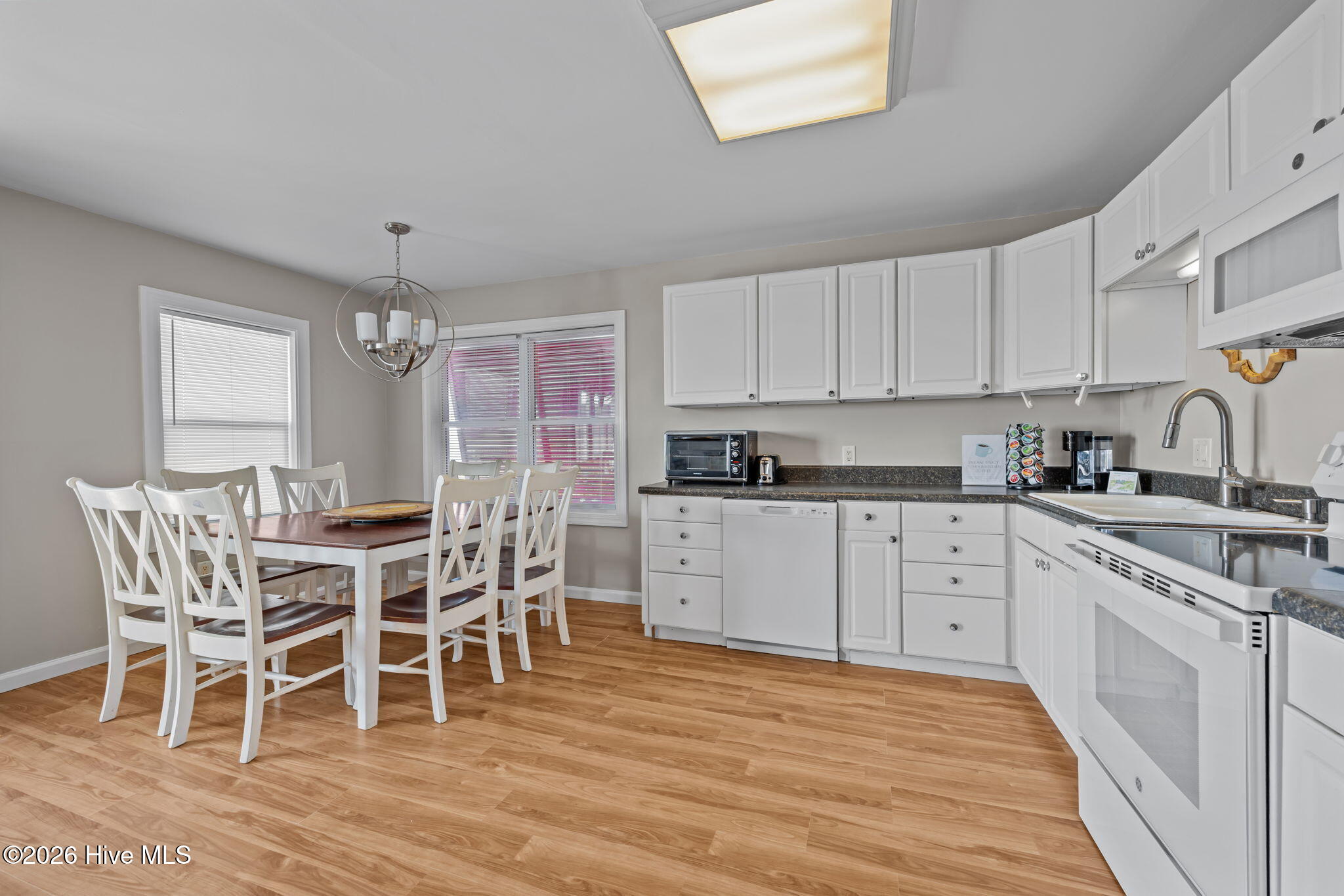 7411 Ocean Drive E&W