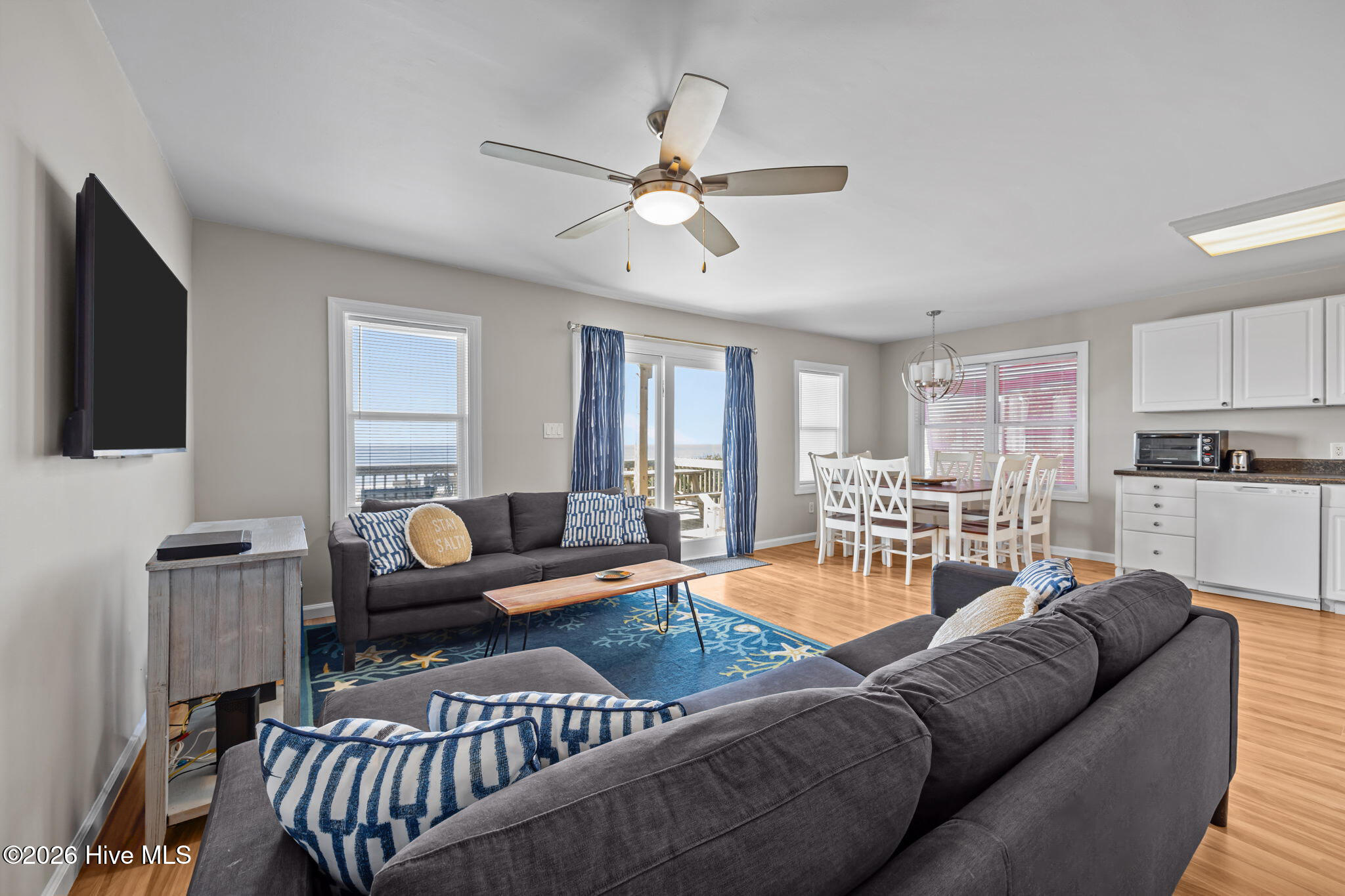 7411 Ocean Drive E&W