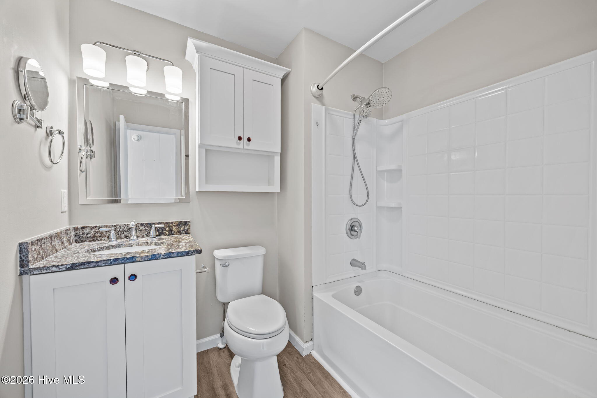 7411 Ocean Drive E&W