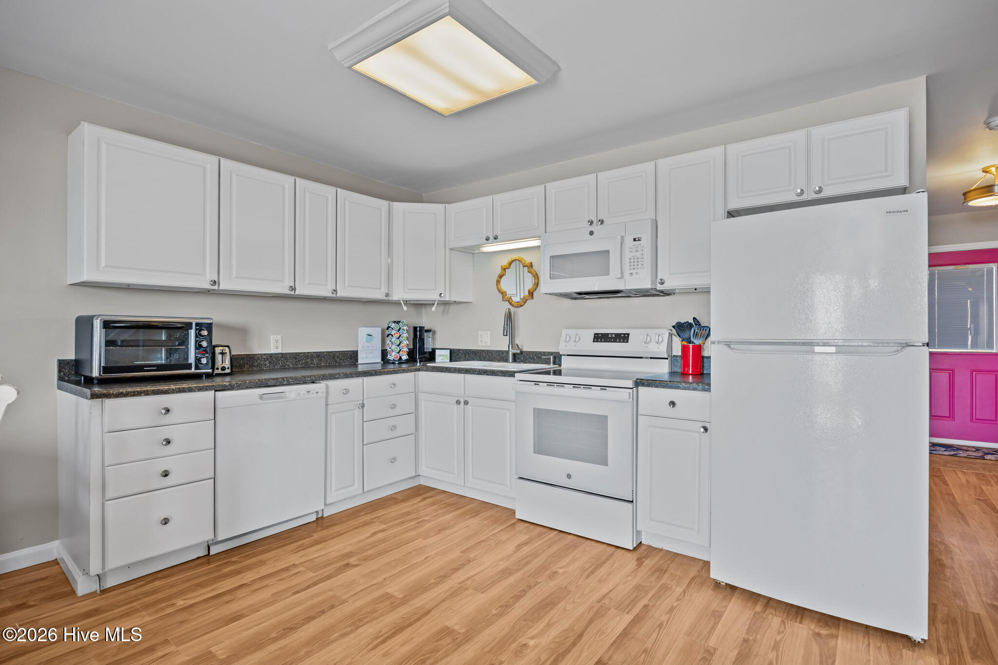7411 Ocean Drive E&W