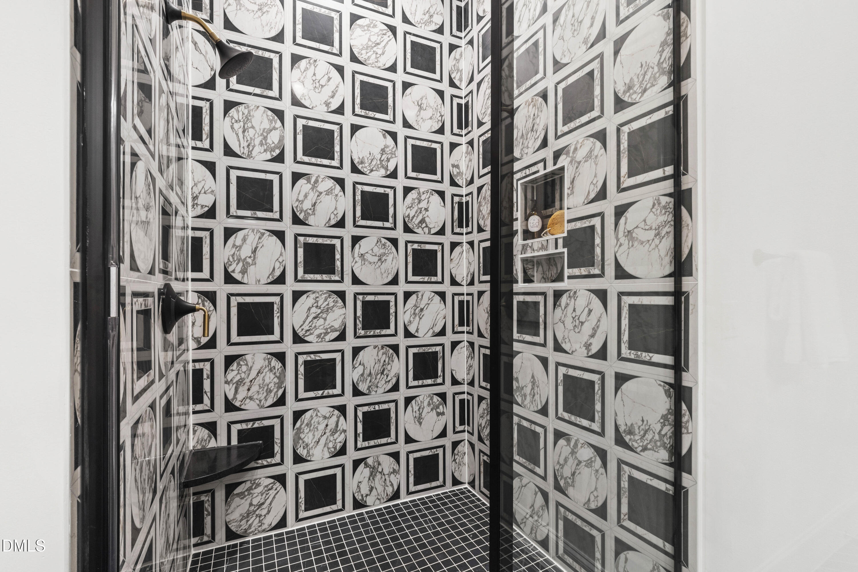 1500 Favorwood Court