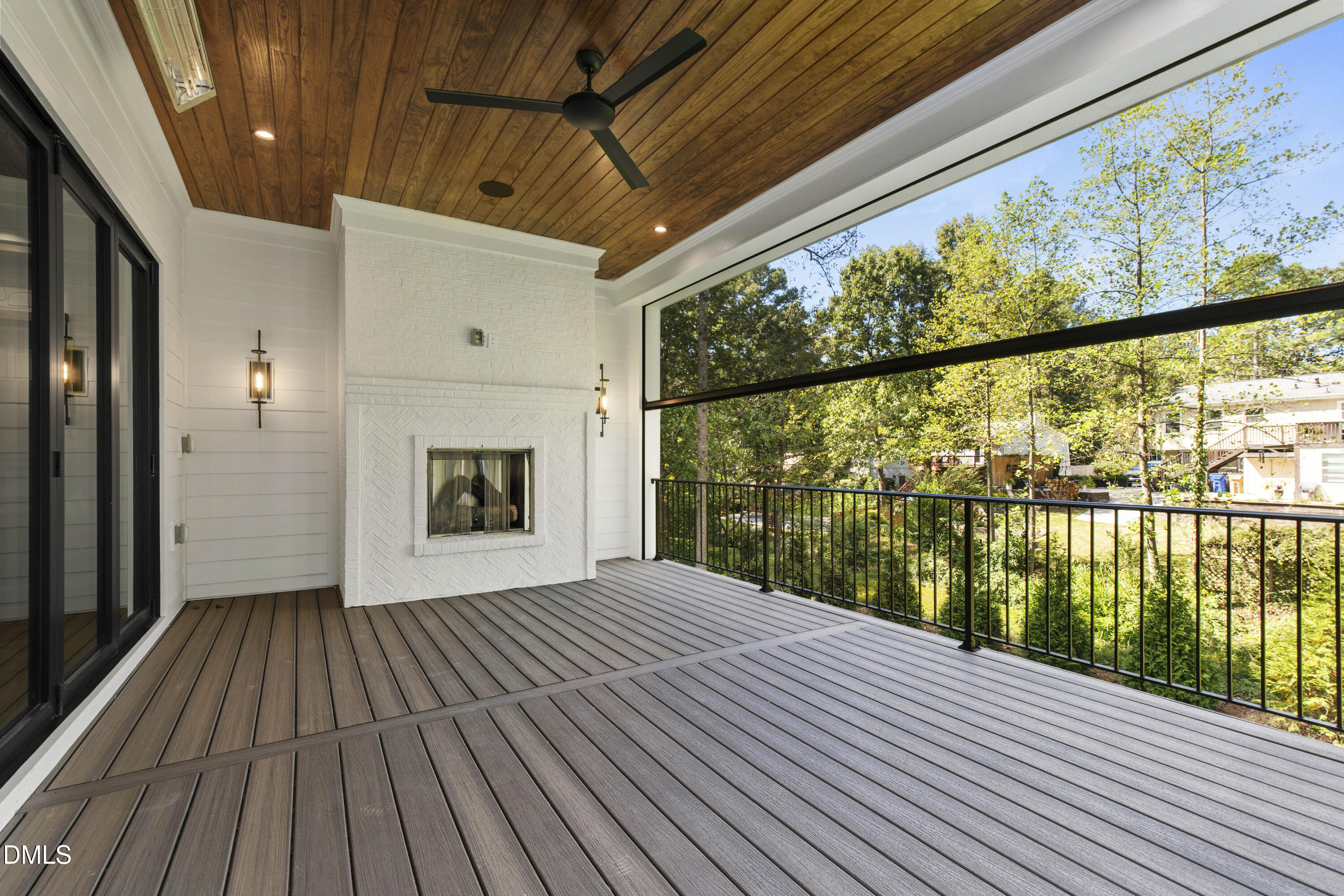 1500 Favorwood Court