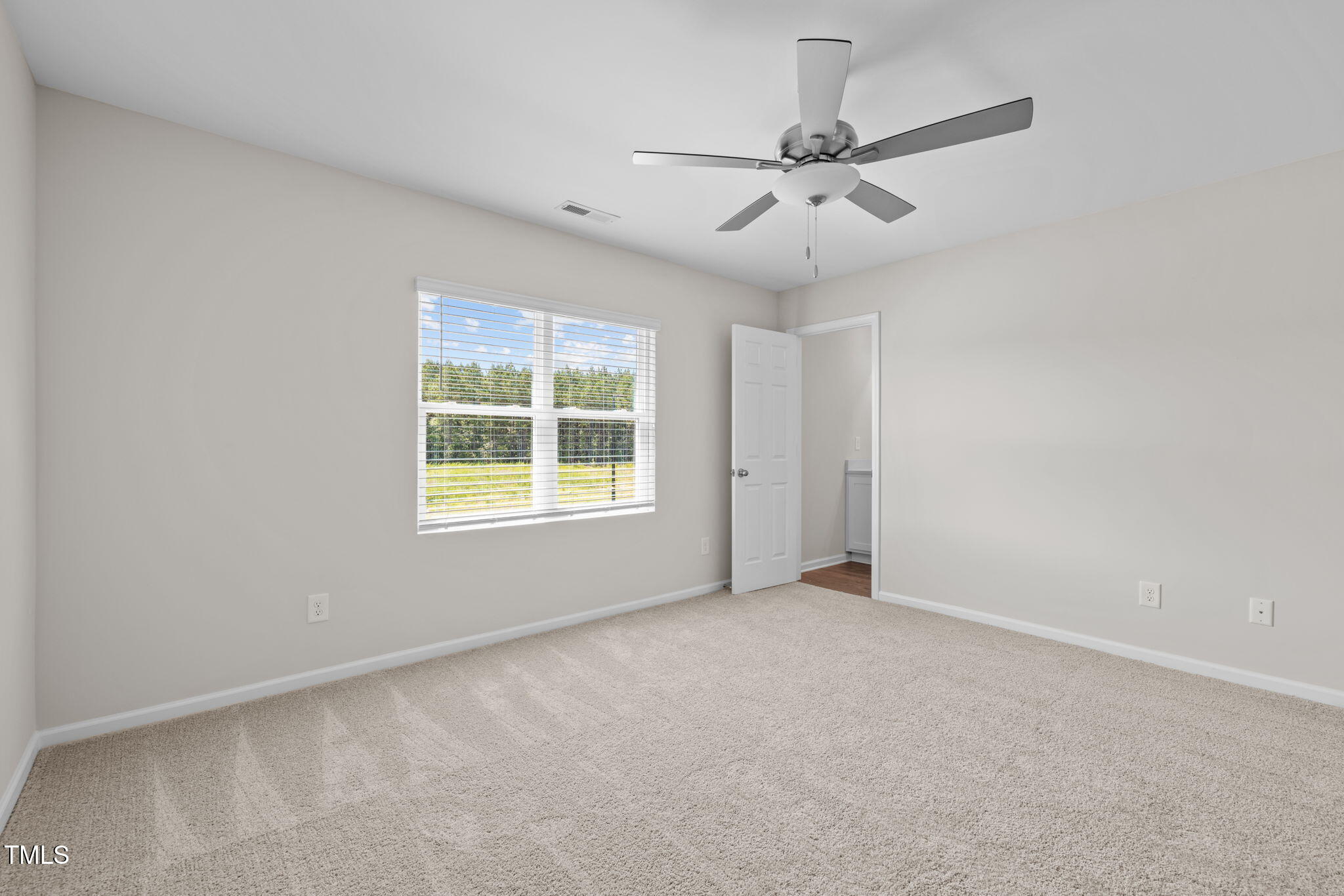 1047 Peony Lane