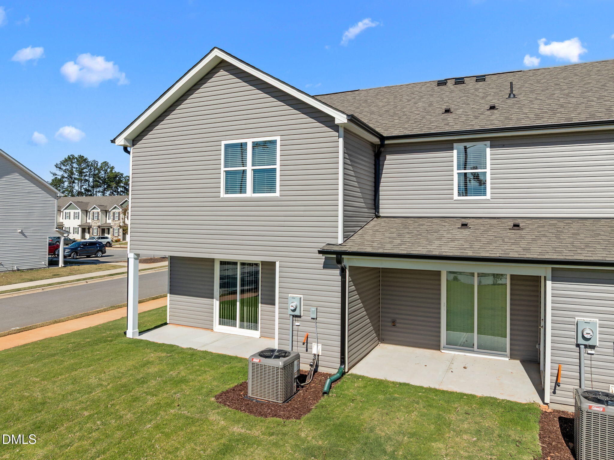 1047 Peony Lane