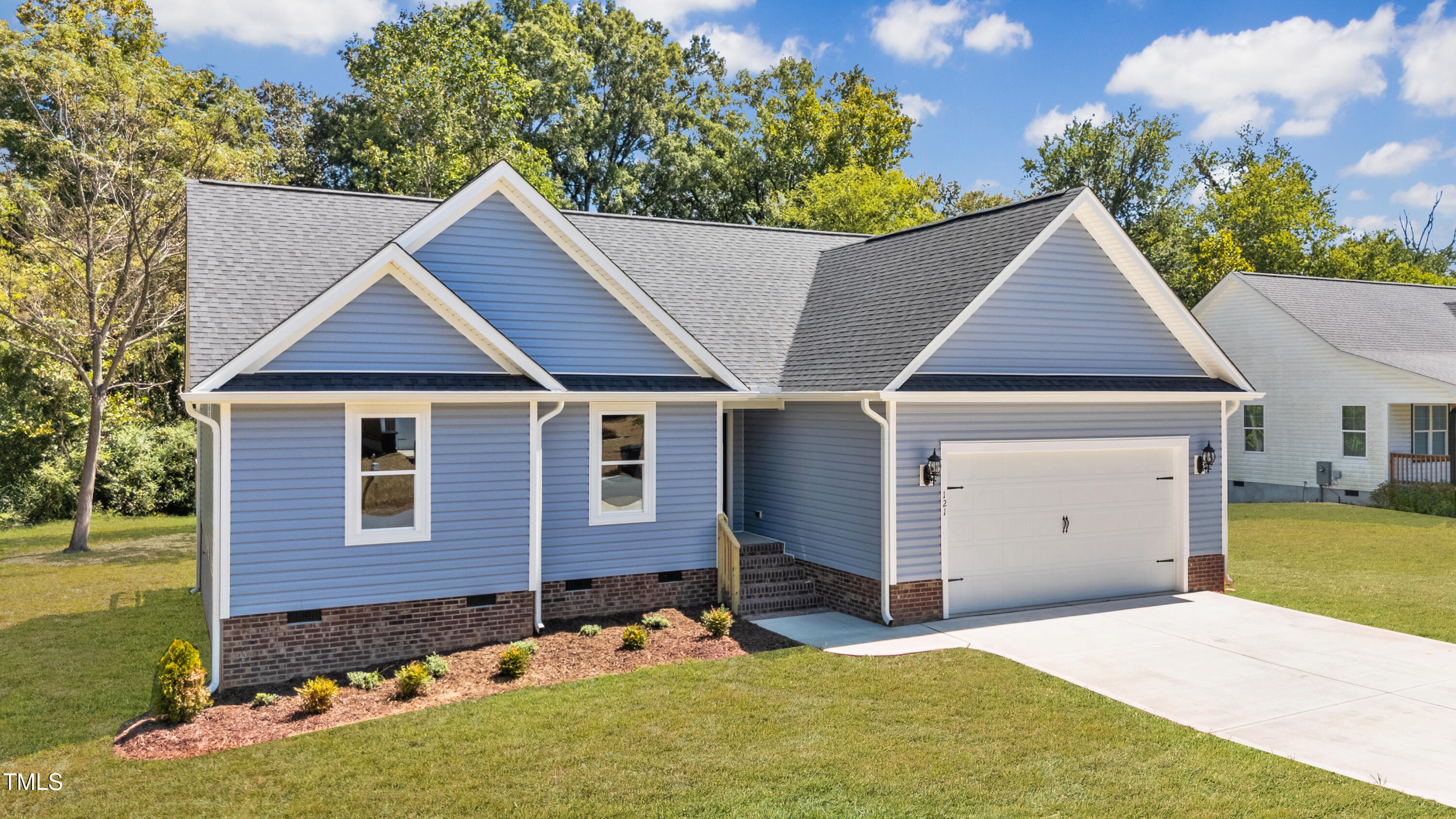 121 Tanglewood Drive