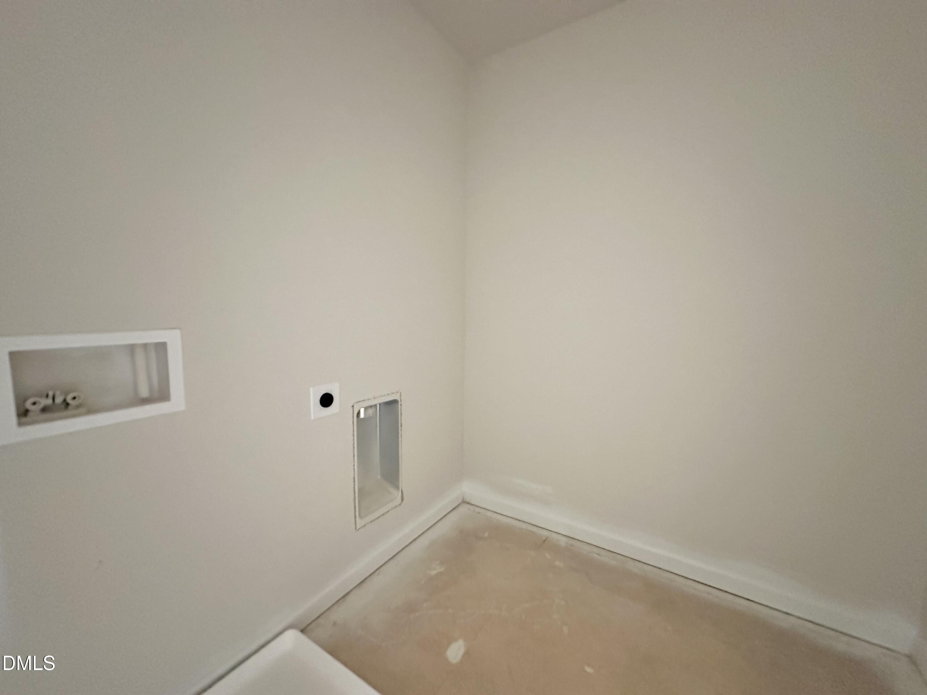 1027 Peony Lane